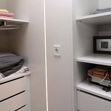 Unique Central 1 Bedroom Flat Sofia Luaran gambar