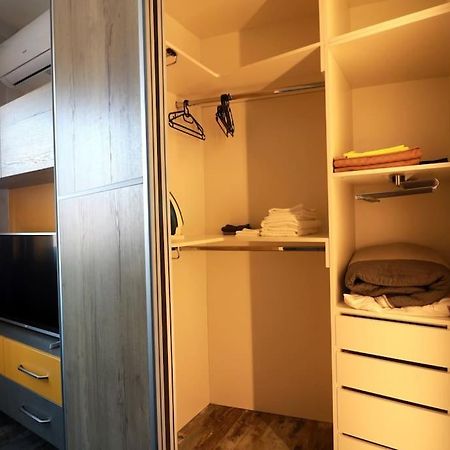 Unique Central 1 Bedroom Flat Sofia Luaran gambar